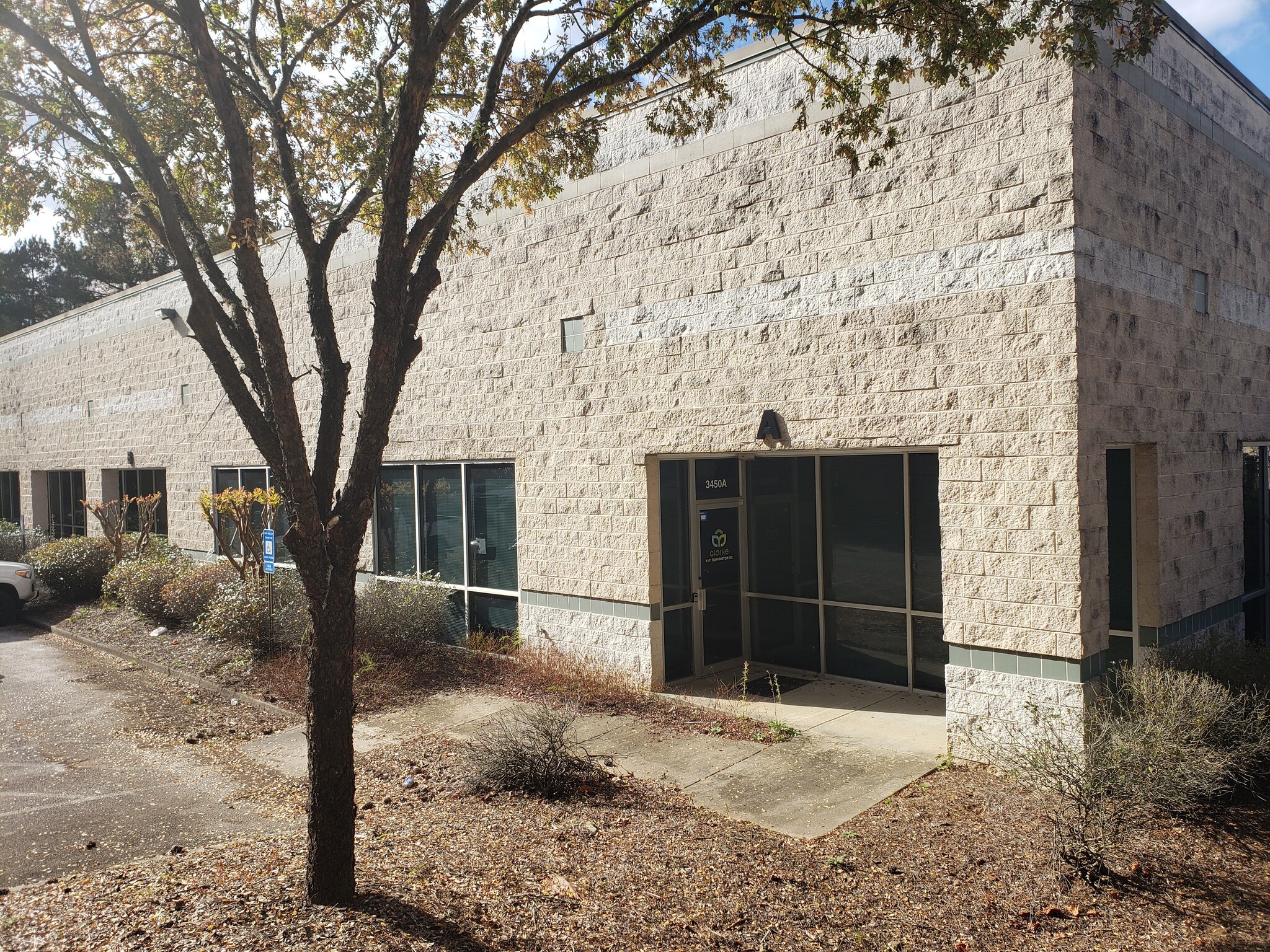 3450 Buffington Ctr, Atlanta, GA for lease Building Photo- Image 1 of 9