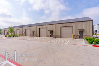 3255 N McDonald St, McKinney, TX for lease Building Photo- Image 2 of 4