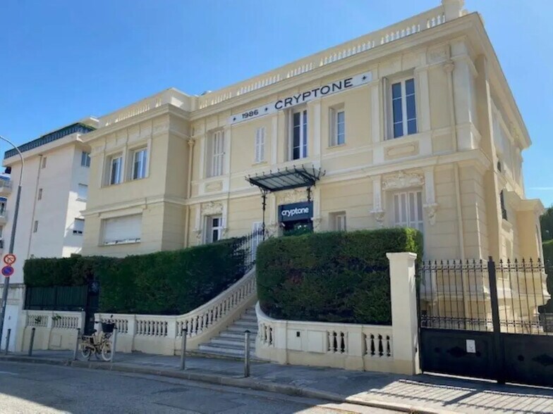 Office in Nice for lease - Building Photo - Image 2 of 22