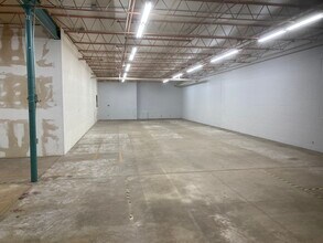 1420 N Main St, Gladewater, TX for lease Interior Photo- Image 2 of 2