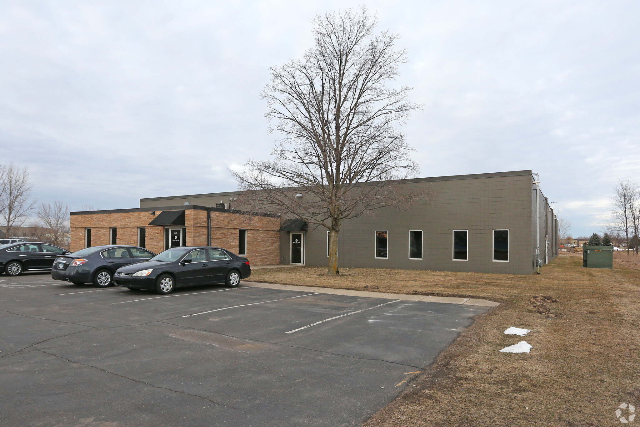 21225 Hamburg Ave, Lakeville, MN for sale Primary Photo- Image 1 of 1