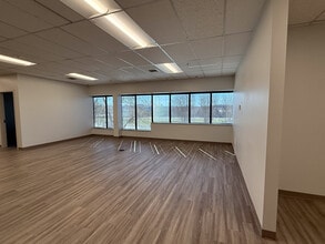 545 Mainstream Dr, Nashville, TN for lease Building Photo- Image 1 of 26