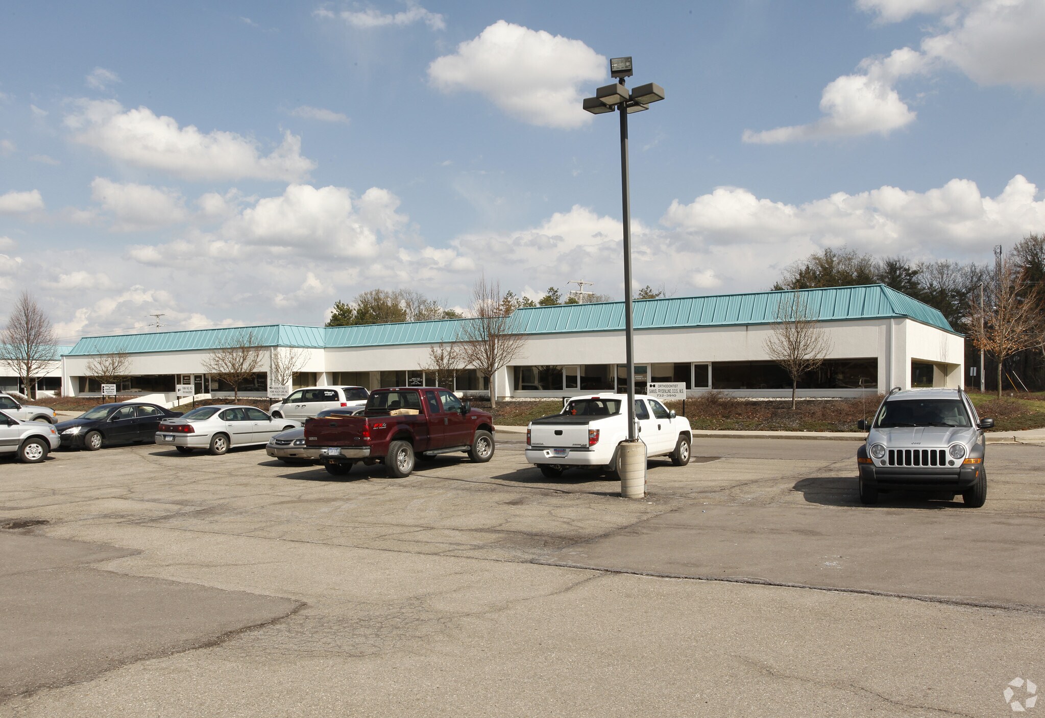 4007 W Court St, Flint, MI for sale Primary Photo- Image 1 of 1