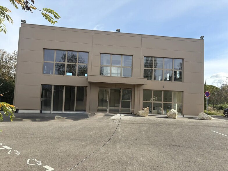 Retail in Châteaurenard for sale - Building Photo - Image 1 of 5