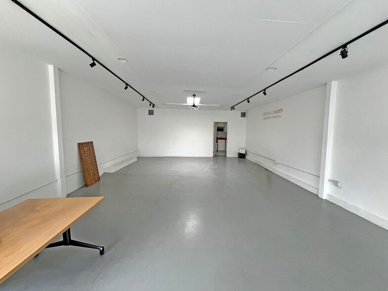 555 2nd St, Encinitas, CA for lease - Building Photo - Image 3 of 6