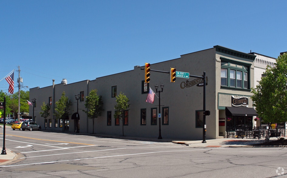 58-66 Front St, Berea, OH for sale - Building Photo - Image 3 of 7