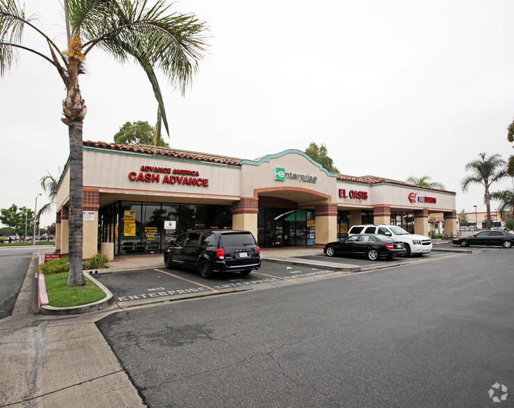 9308-9350 Whittier Blvd, Pico Rivera, CA for lease - Primary Photo - Image 2 of 4