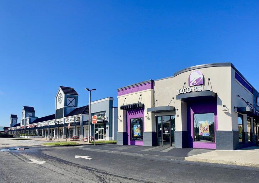 5135 International Dr, Orlando, FL for lease - Building Photo - Image 2 of 11