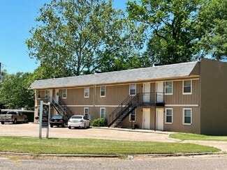 More details for 1301 Pine St, Texarkana, TX - Multifamily for Sale