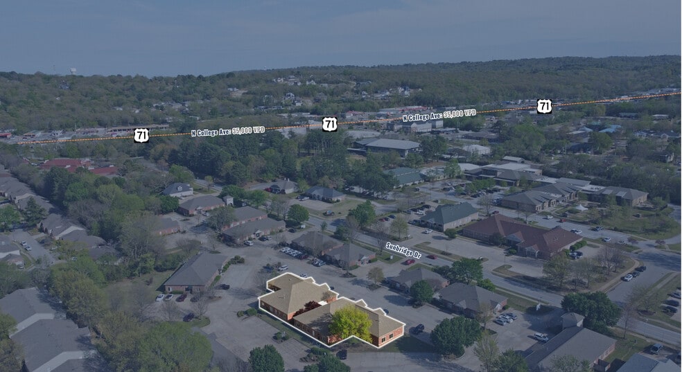 60 W Sunbridge Dr, Fayetteville, AR for lease - Building Photo - Image 3 of 11