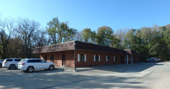 1921 Superior St, Webster City, IA for lease - Building Photo - Image 1 of 3