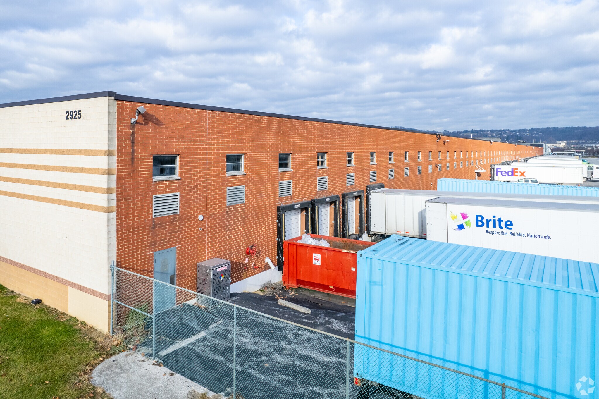 2925 E Market St, York, PA for lease Primary Photo- Image 1 of 12