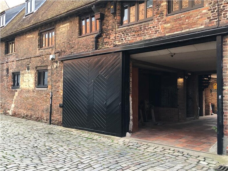 1 Kings Staithe Ln, Kings Lynn for lease - Building Photo - Image 1 of 3