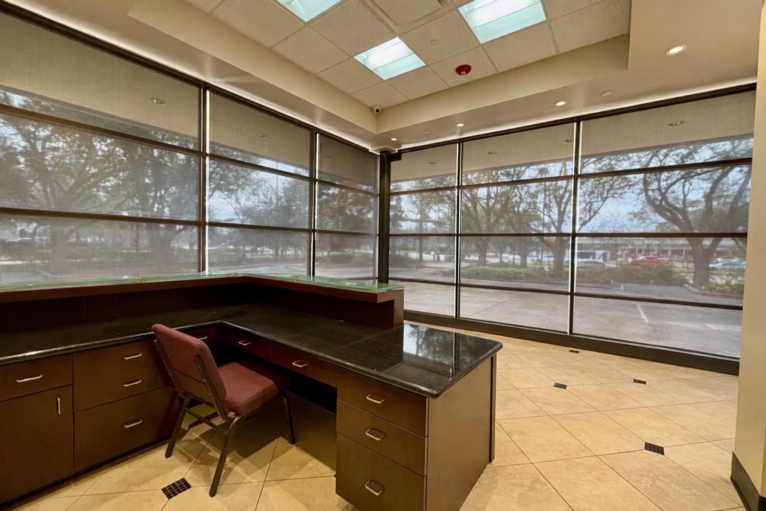 1437 Highway 6, Sugar Land, TX for lease Interior Photo- Image 1 of 5