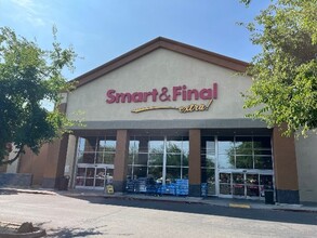 718-760 W Hammer Ln, Stockton, CA for lease Building Photo- Image 2 of 4