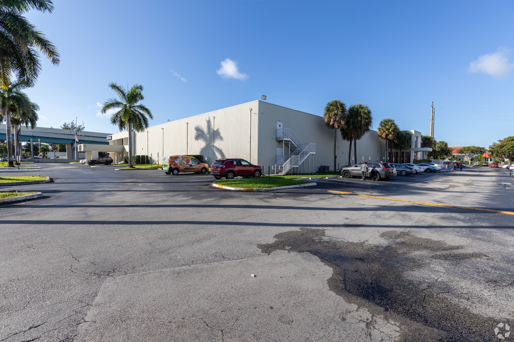 2500 NW 79th Ave, Doral, FL 33122 - Centro Doral | LoopNet