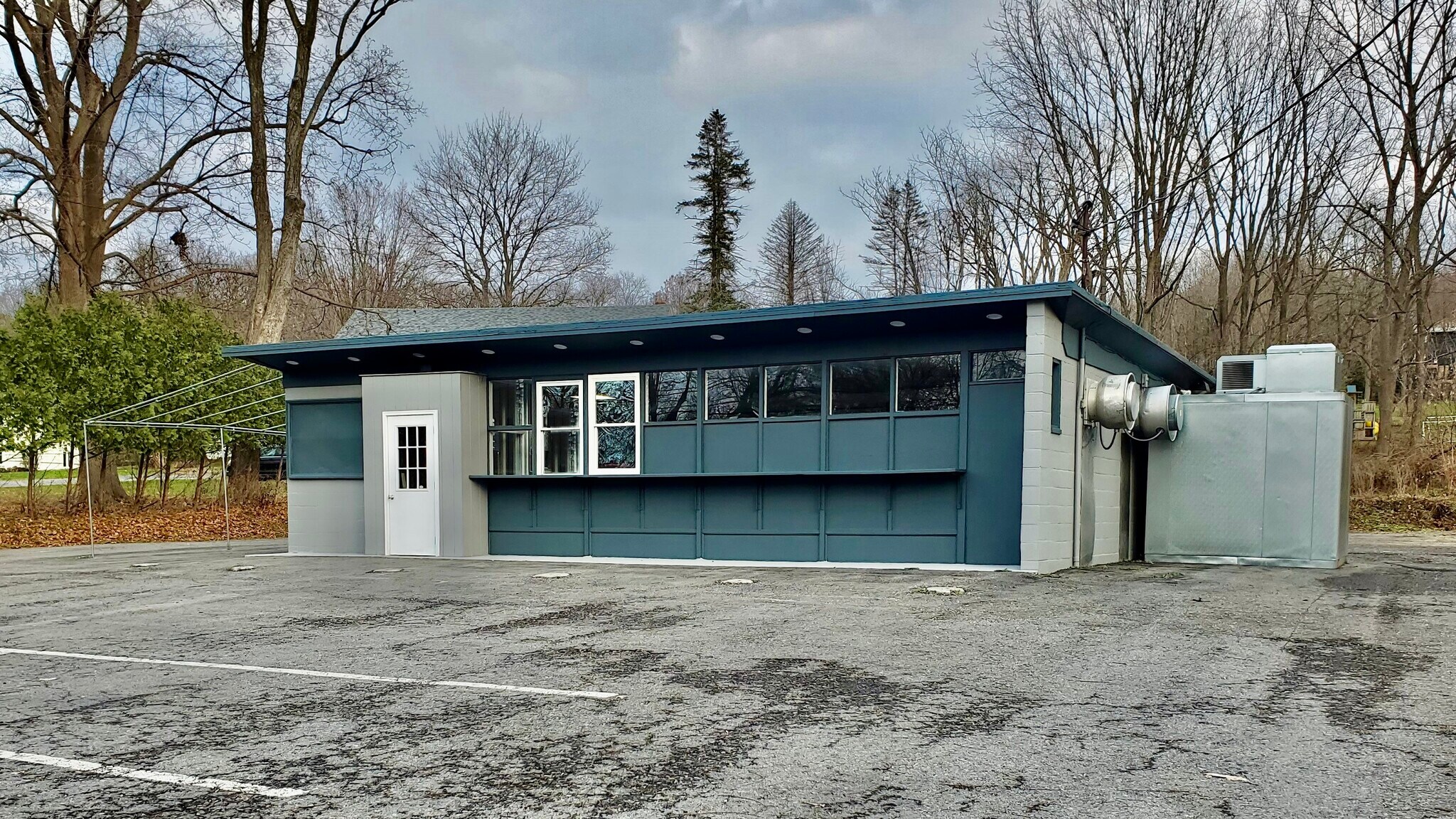 4126 Oneida St, New Hartford, NY for sale Building Photo- Image 1 of 1