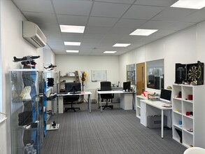 University Blvd, Nottingham for lease Interior Photo- Image 2 of 6