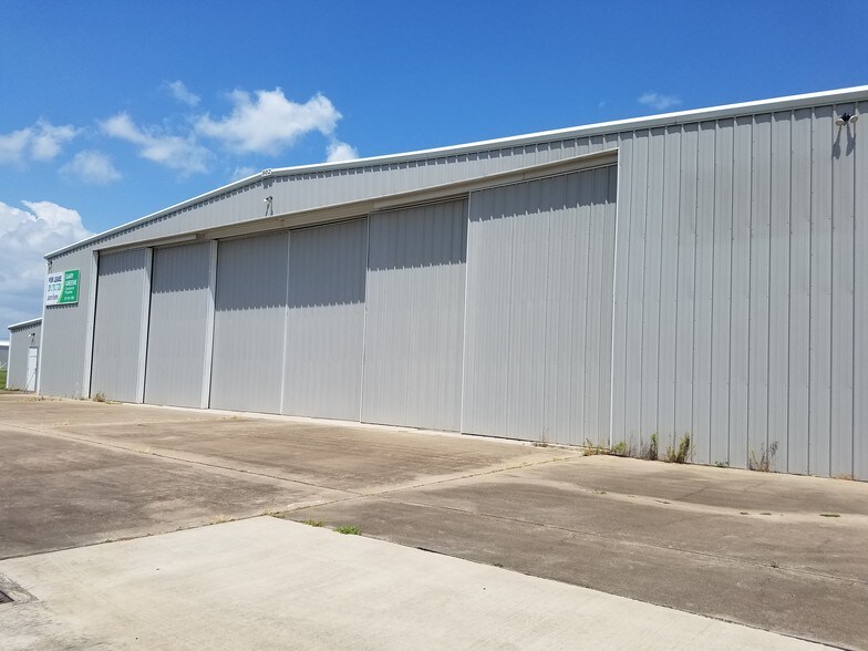 802 McKeever Rd, Arcola, TX for sale - Building Photo - Image 1 of 1