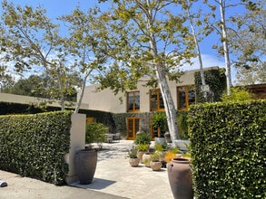 1505 E Valley Rd, Montecito, CA for lease Interior Photo- Image 1 of 4