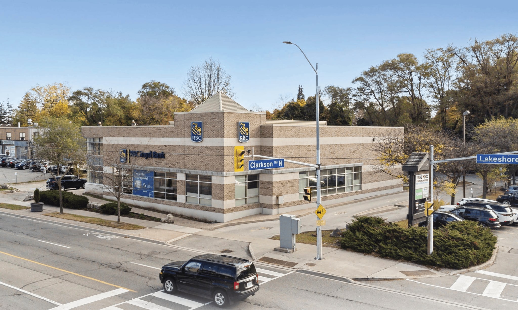 Ontario Retail Portfolio portfolio of 2 properties for sale on LoopNet.com Building Photo- Image 1 of 4