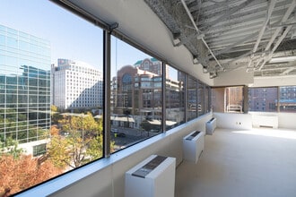 4401 N Fairfax Dr, Arlington, VA for lease Interior Photo- Image 2 of 4