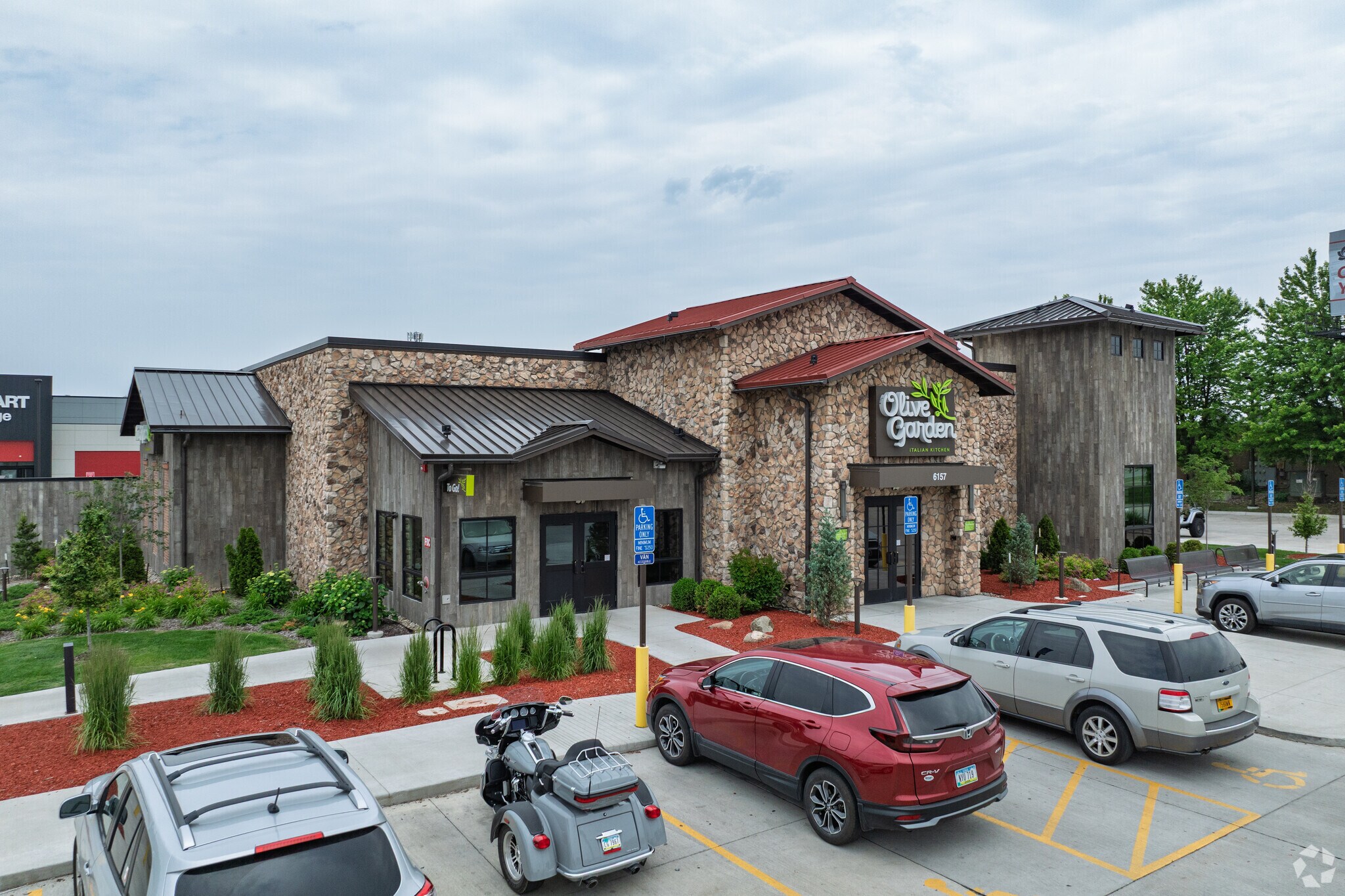 6157 SE 14th St, Des Moines, IA for sale Primary Photo- Image 1 of 1