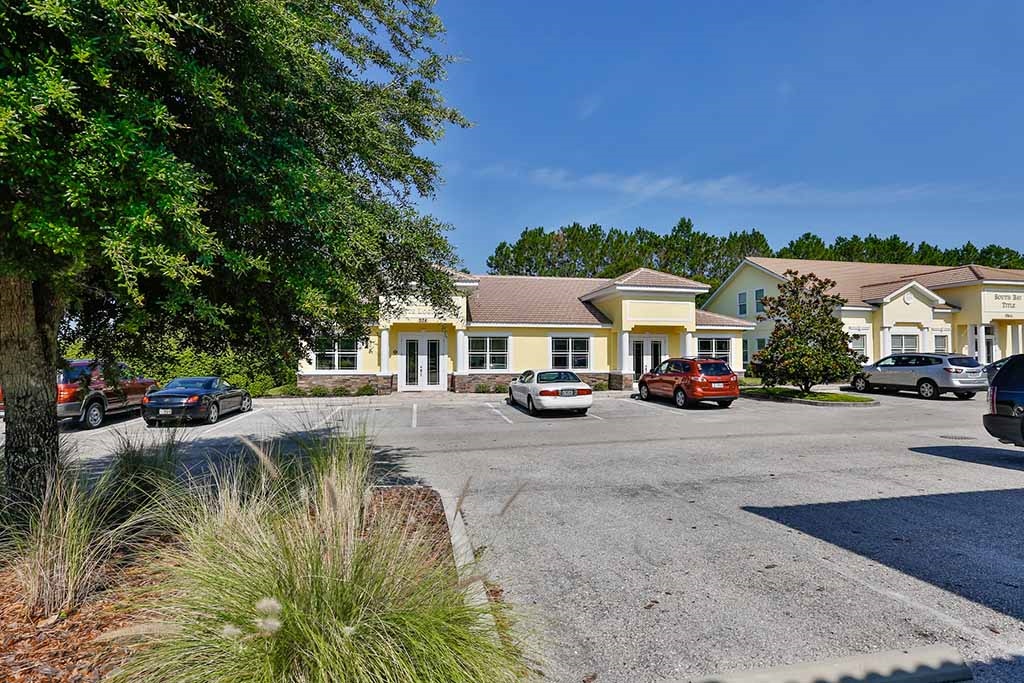 920 Cypress Village Blvd, Ruskin, FL 33573 - Building 7 | LoopNet