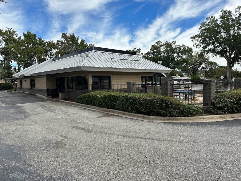 3811 SW College Rd, Ocala, FL for lease - Building Photo - Image 1 of 21