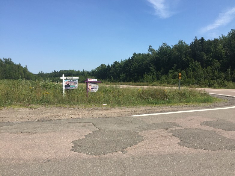 38 Old Berry Mills Rd, Moncton Parish, NB for sale - Building Photo - Image 1 of 1