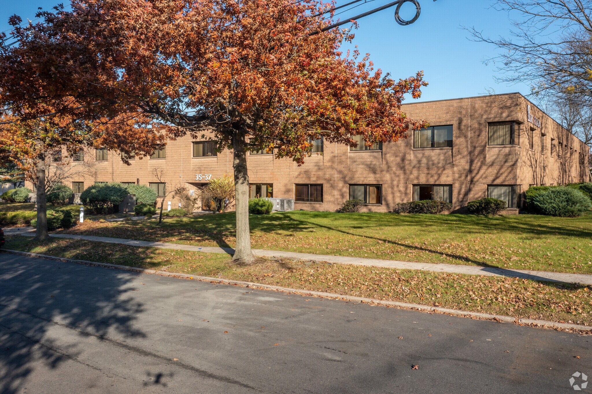 3537 Progress St, Edison, NJ 08820 TOR Plaza