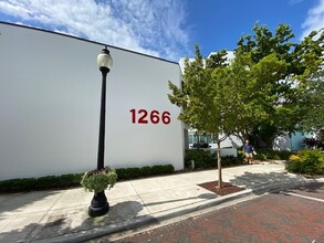 1266 1st St, Sarasota, FL for lease Building Photo- Image 2 of 18