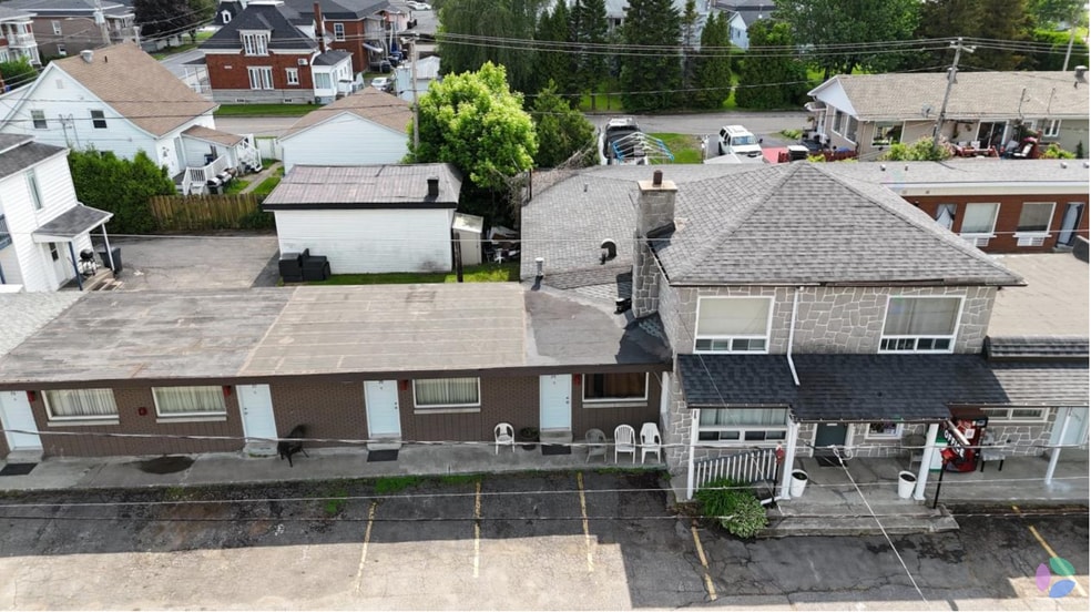 43 Rue Paul-Gervais, Trois-Rivières, QC for sale - Building Photo - Image 3 of 18