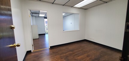 2801 Camino del Rio S, San Diego, CA for lease Building Photo- Image 2 of 18