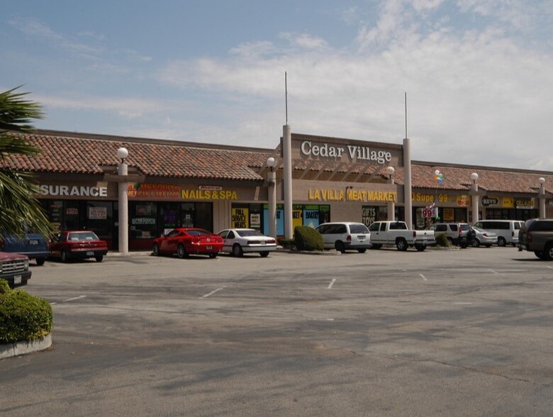 9960 Cedar Ave, Bloomington, CA for lease - Building Photo - Image 1 of 1