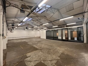 16C Mimram Rd, Hertford for lease Interior Photo- Image 2 of 3