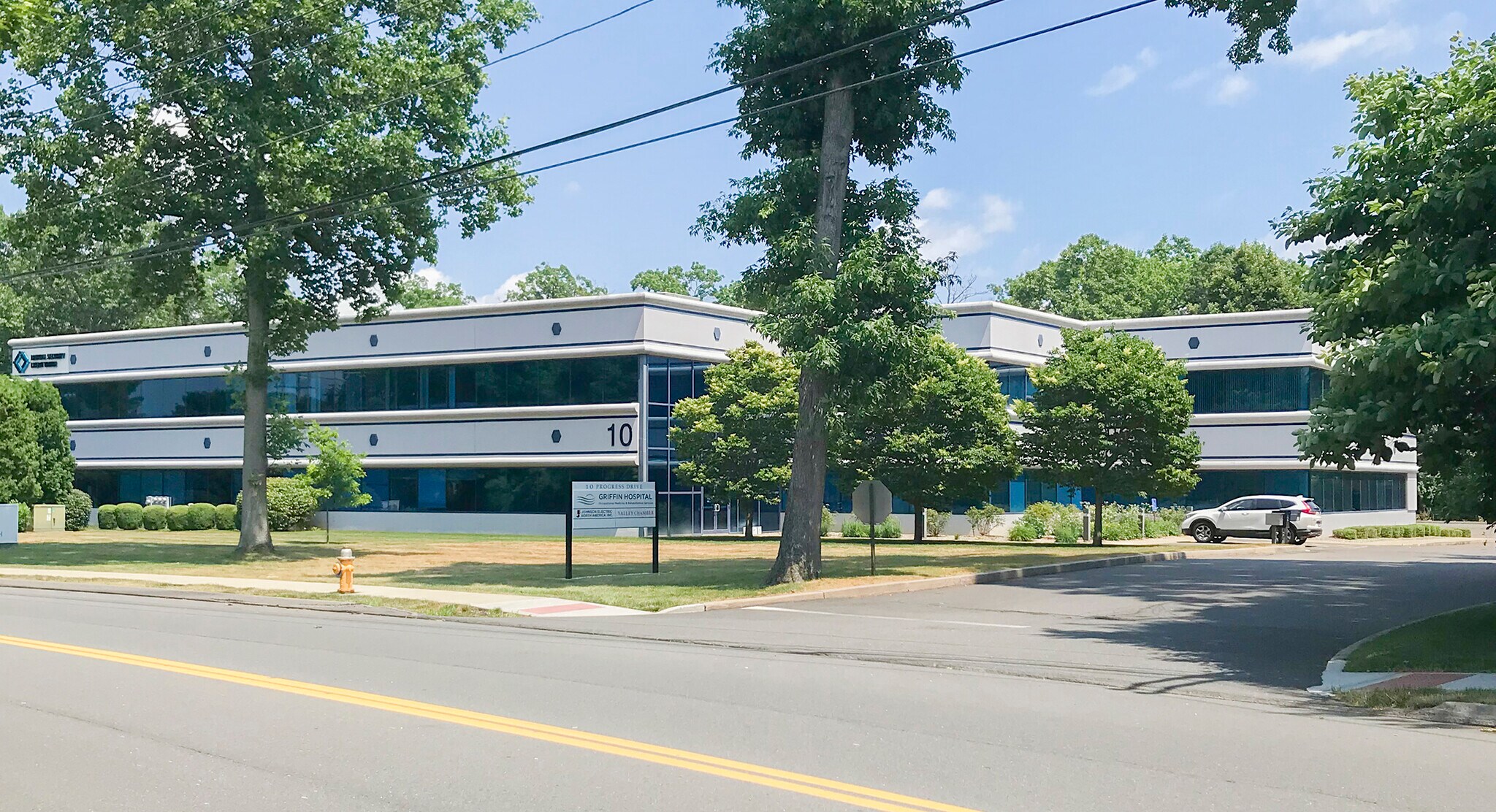 10-12 Progress Dr, Shelton, CT for sale Building Photo- Image 1 of 1