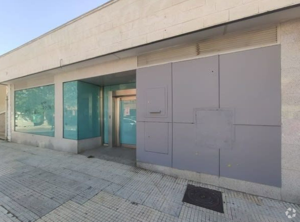 Office/Retail in Alcalá De Henares, Madrid for lease - Interior Photo - Image 1 of 1