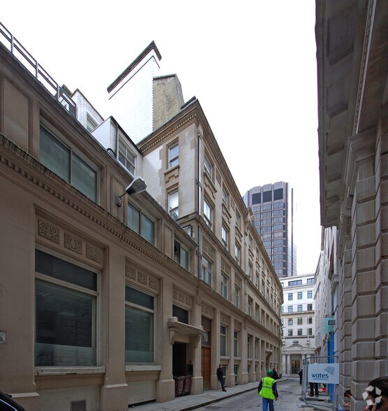 8-10 Moorgate, London for lease - Building Photo - Image 2 of 9