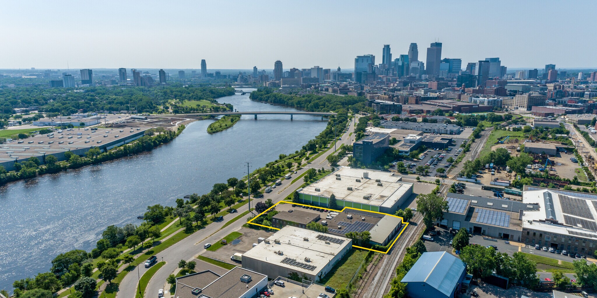 1801 W River Rd, Minneapolis, MN for sale Building Photo- Image 1 of 1