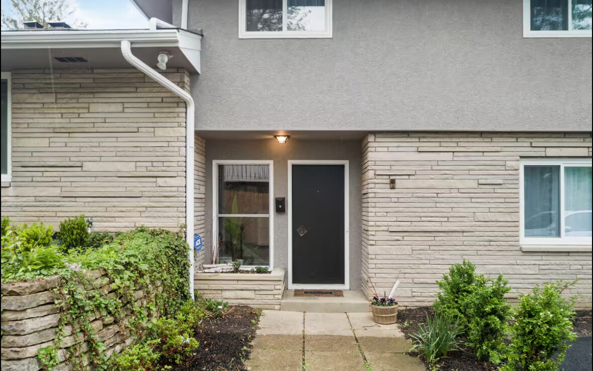 Thumb Air BNB Portfolio-Columbus Ohio portfolio of 3 properties for sale on LoopNet.com Building Photo- Image 1 of 39