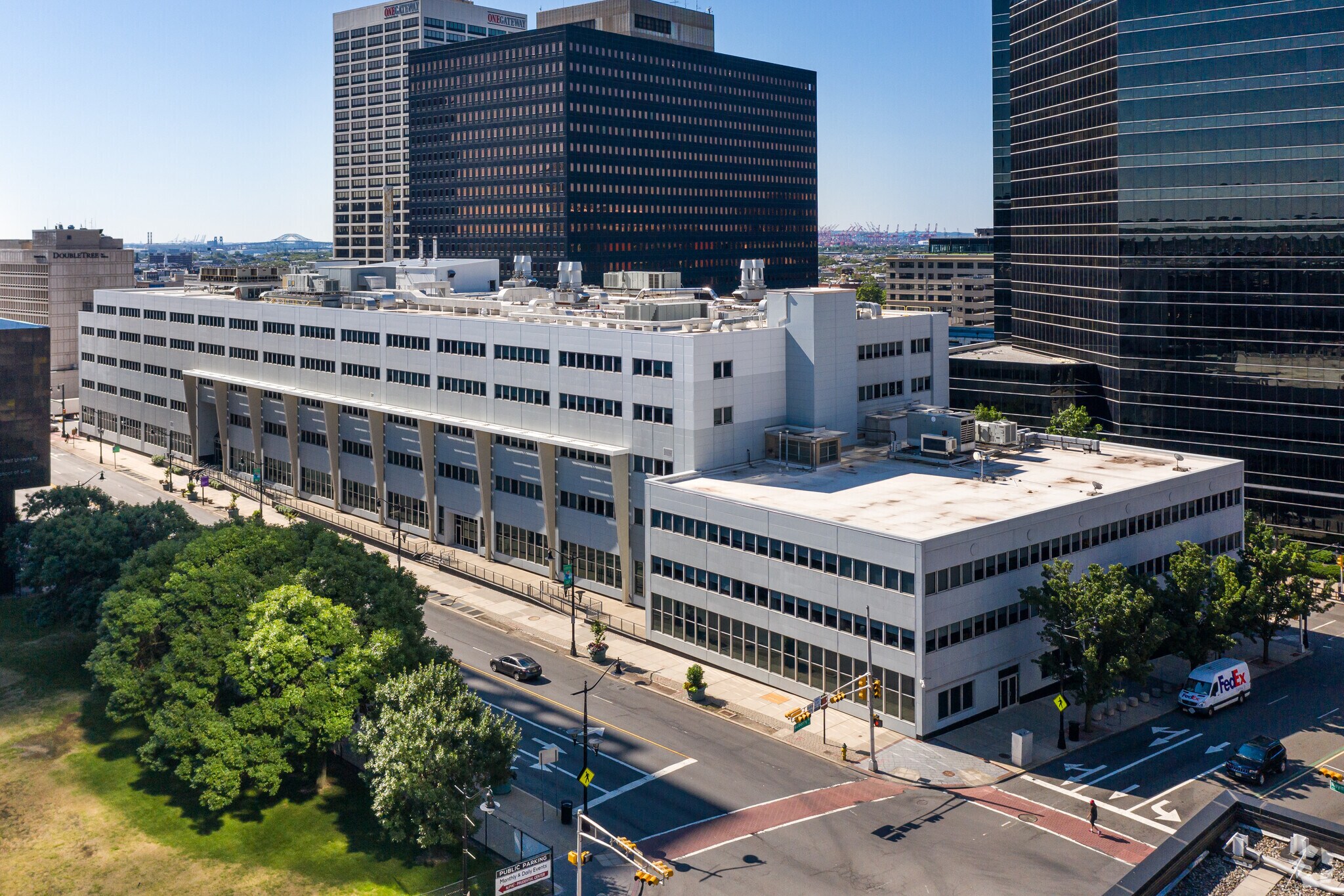 1100 Raymond Blvd, Newark, NJ 07102 Centre Market Building