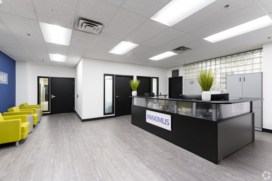 East Lansing Coolidge Road Office Park - Loft