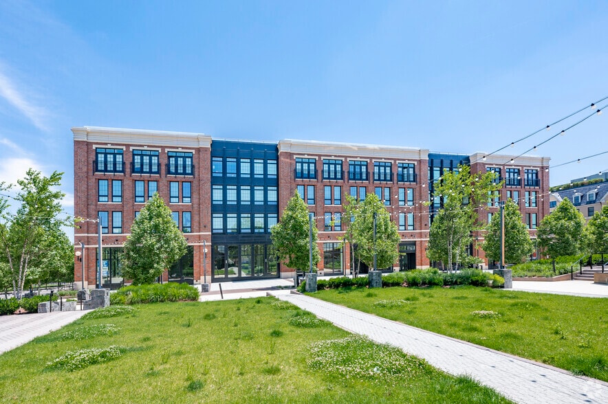 1900 C St SE, Washington, DC for lease - Building Photo - Image 3 of 11