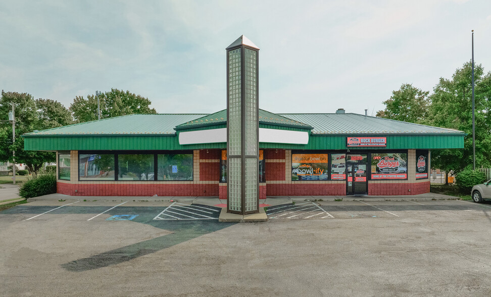 8529 Niagara Falls Blvd, Niagara Falls, NY for lease - Building Photo - Image 1 of 3