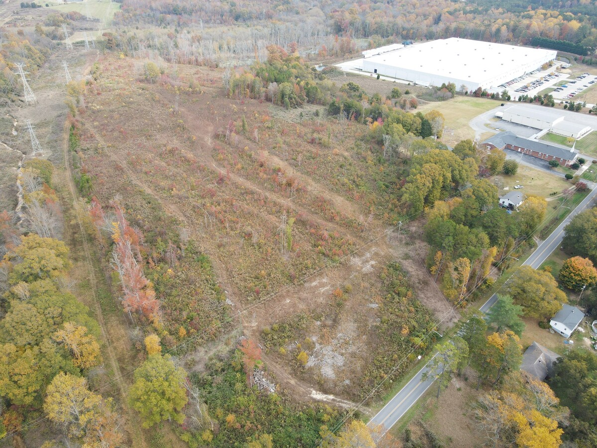 Fairview Dr, Gastonia, NC 28052