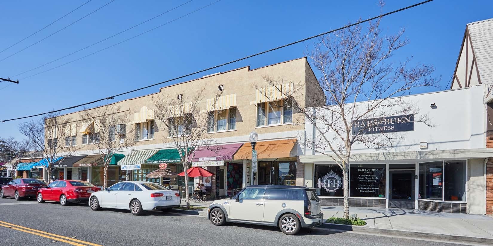 1405 W Rd, Glendale, CA 91201