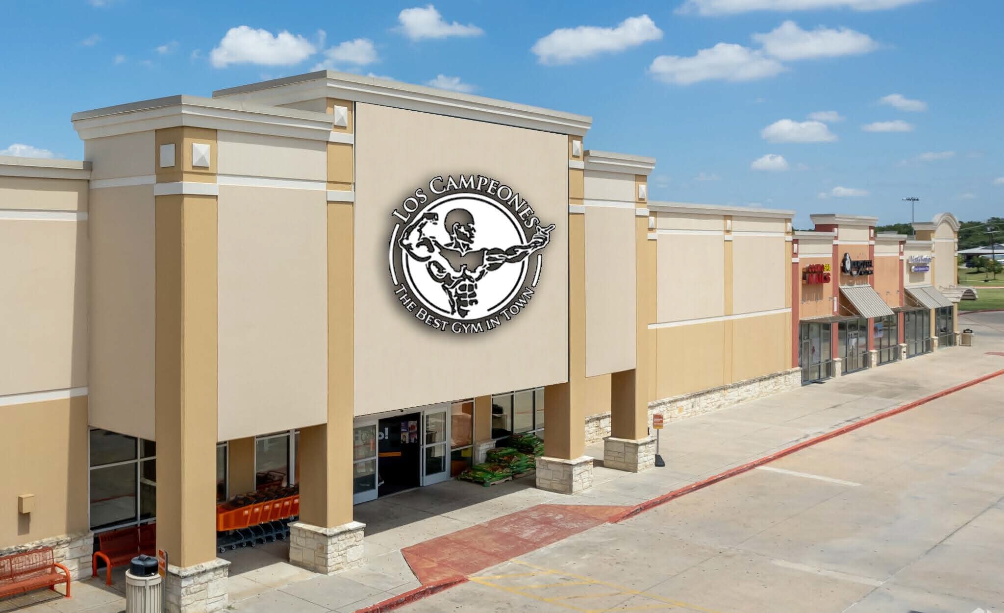 1201 S Interstate 35, Round Rock, TX for lease Building Photo- Image 1 of 9
