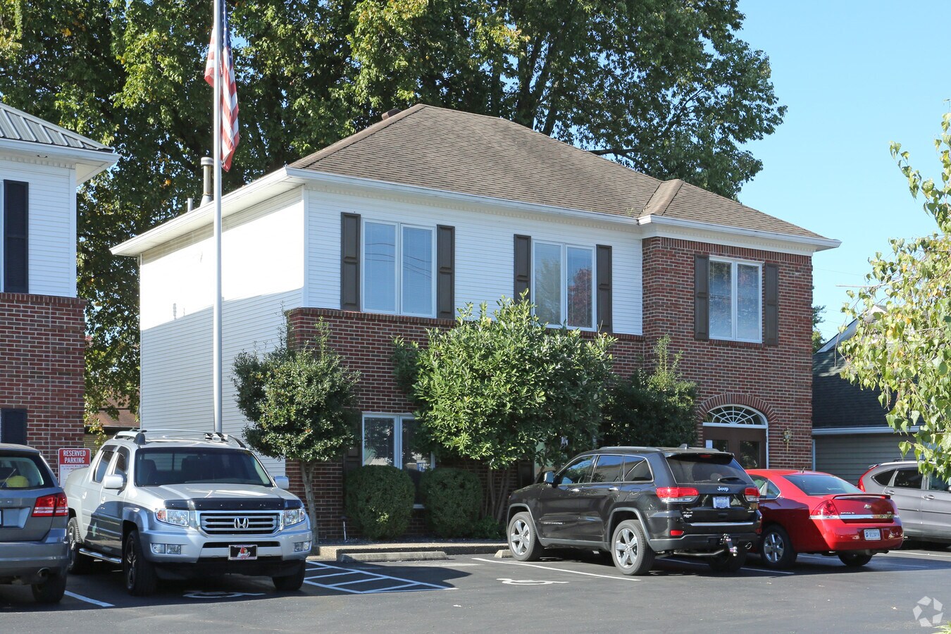 9304 New Lagrange Rd, Louisville, KY 40242