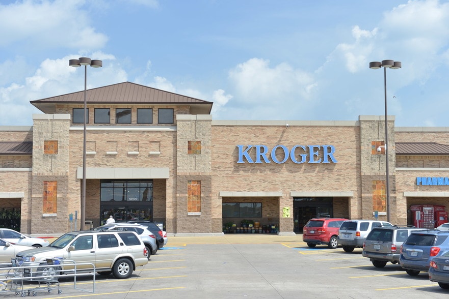 12330 FM 1960 Rd W, Houston, TX for lease - Building Photo - Image 1 of 6